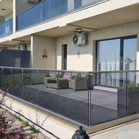 Luna Apartment Mamaia